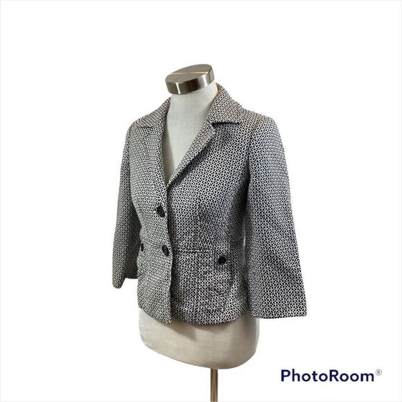 Ann Taylor Black and White Geometric Print 3/4‎ Length Sleeve Blazer Size 0 - Picture 1 of 11